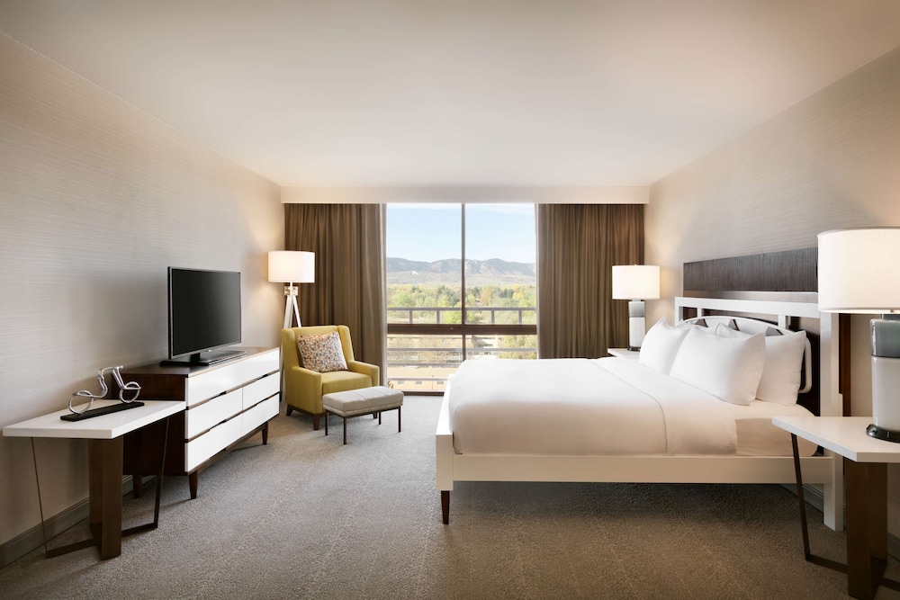 Hilton Fort Collins - photo 16