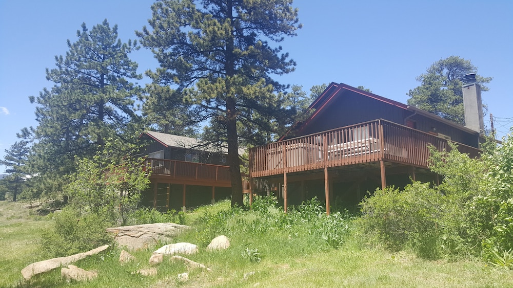 Brynwood on the River — hotel in Estes Park