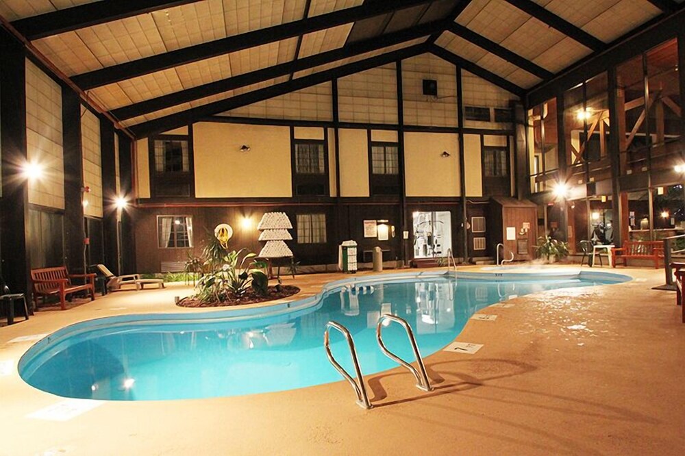 Fireside Inn & Suites West Lebanon - photo 10