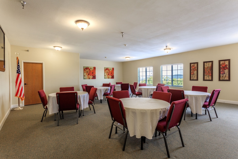 Branson Towers Hotel - photo 24