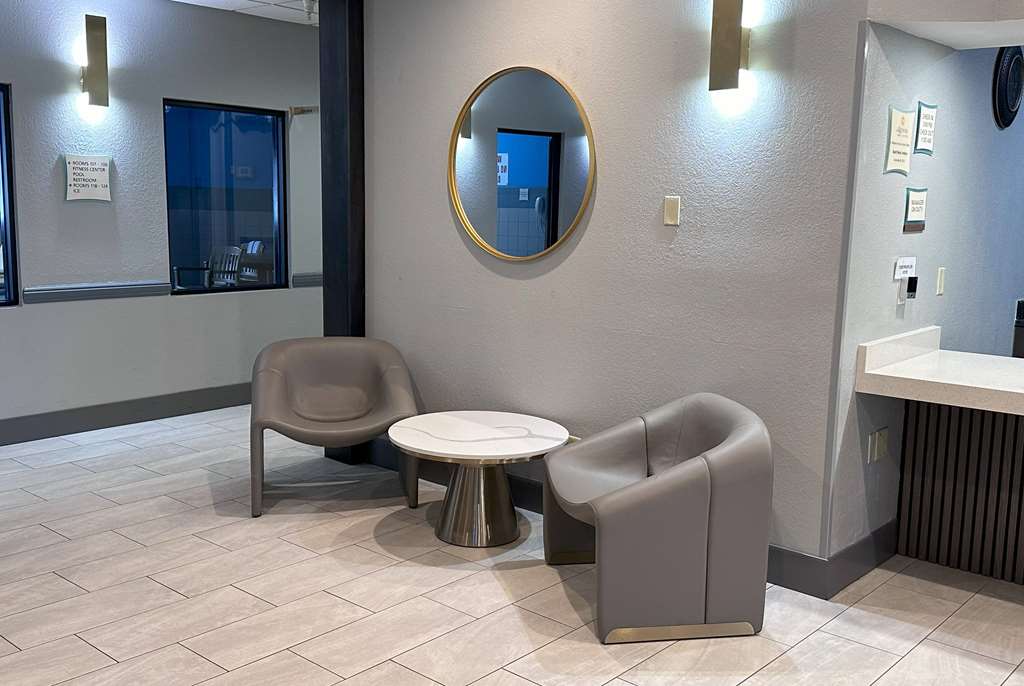 La Quinta Inn & Suites by Wyndham South Bend - photo 6