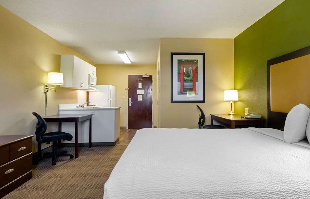 Extended Stay America Suites Lynchburg University Blvd - photo 13
