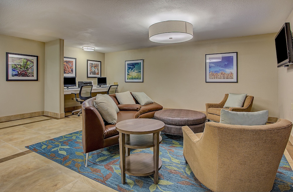 Candlewood Suites Louisville Airport by IHG - photo 30