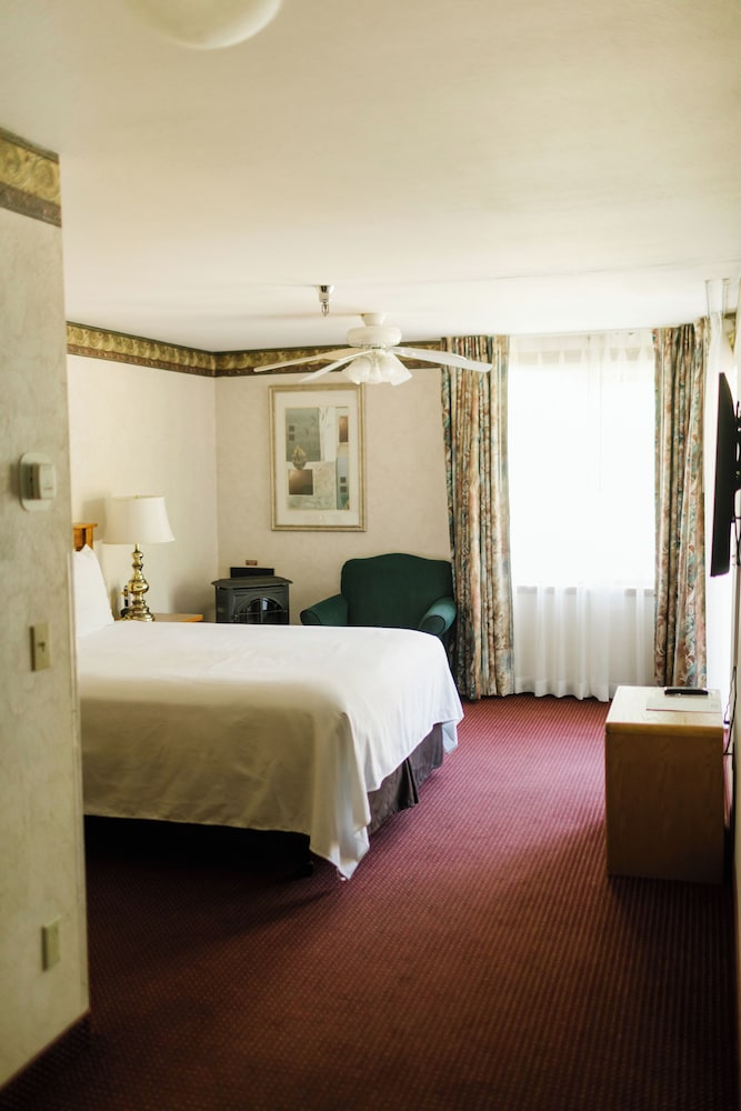 Friday Harbor Suites - photo 15