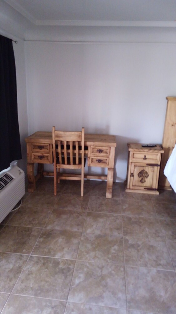 Whitten Inn - photo 7