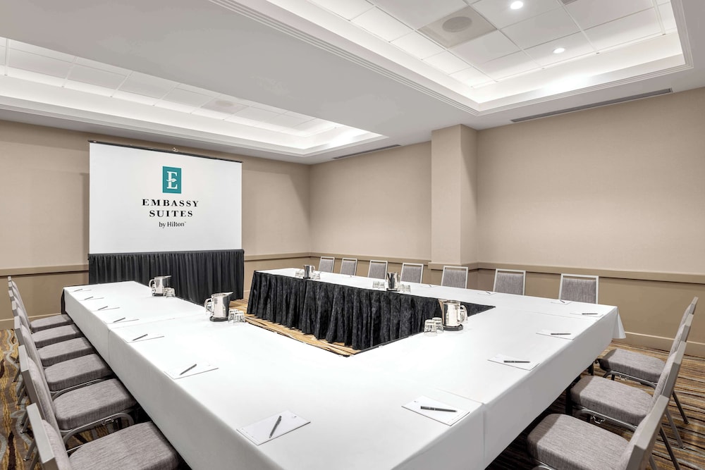Embassy Suites by Hilton Anaheim South - photo 62