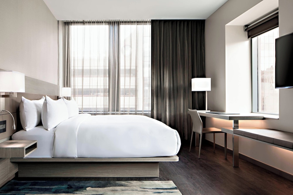 AC Hotel by Marriott Grand Rapids Downtown - photo 9