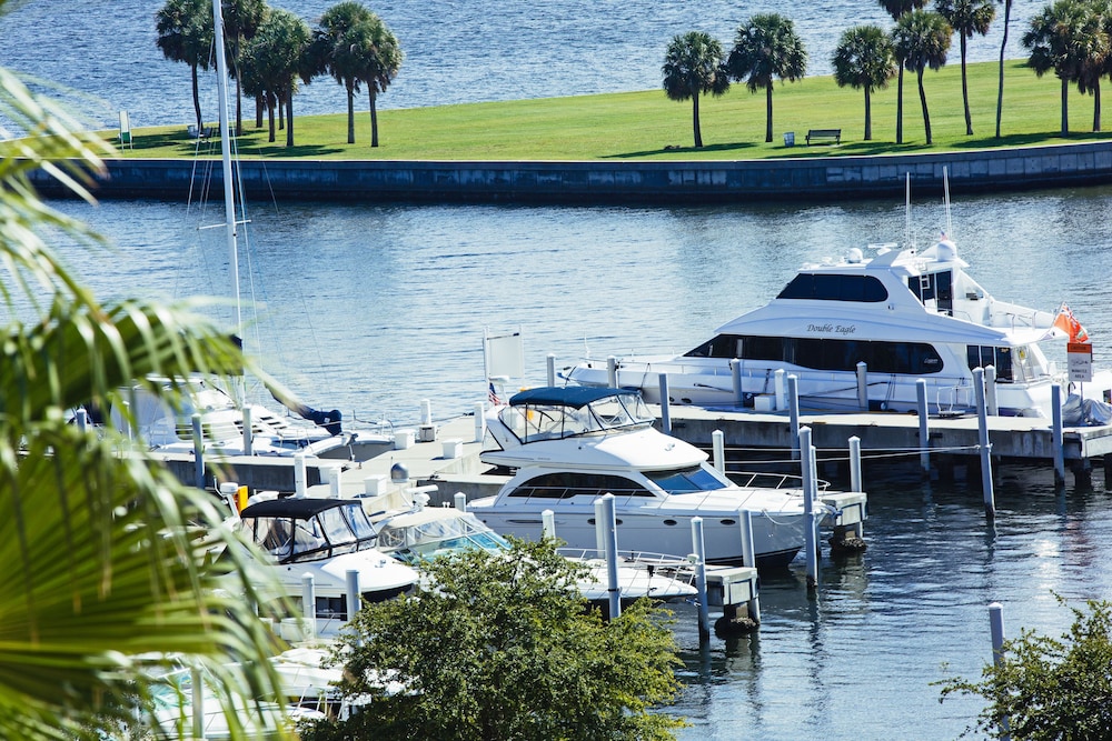 The Vinoy Resort & Golf Club Autograph Collection - photo 130