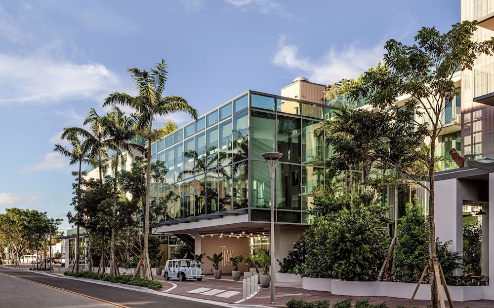 The Ray Hotel Delray Beach Curio Collection by Hilton - carbon neutral hotel in Delray Beach