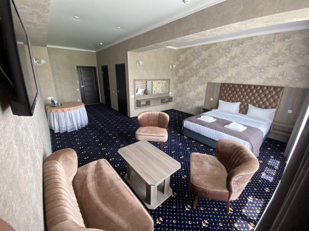 Staryij Zamok Hotel — Slavyansk-Na-Kubani — photo 5