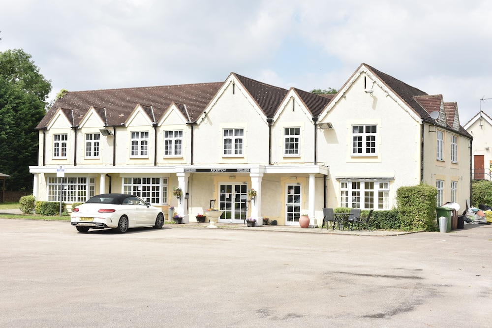 Gables Hotel and Restaurant — hotel near Birmingham Airport