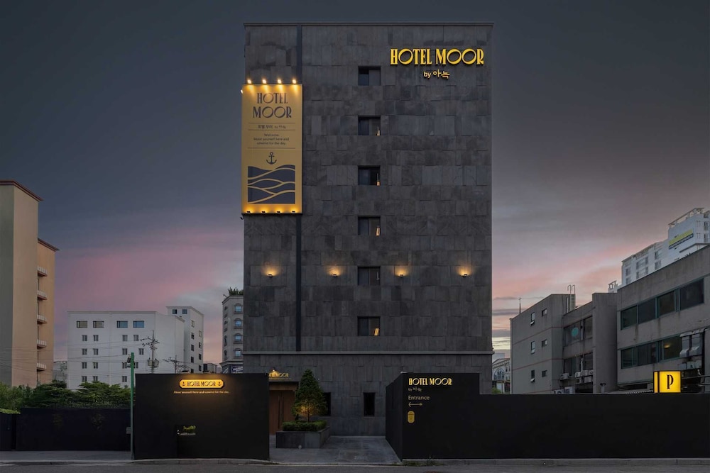 Moor Hotel by Anook Mokpo in Mokpo, South Korea