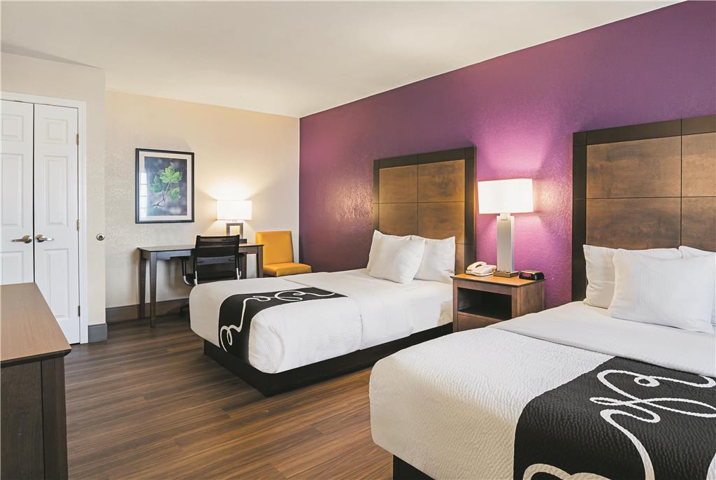 Wingate by Wyndham Galveston Beachfront at the Seawall - photo 15