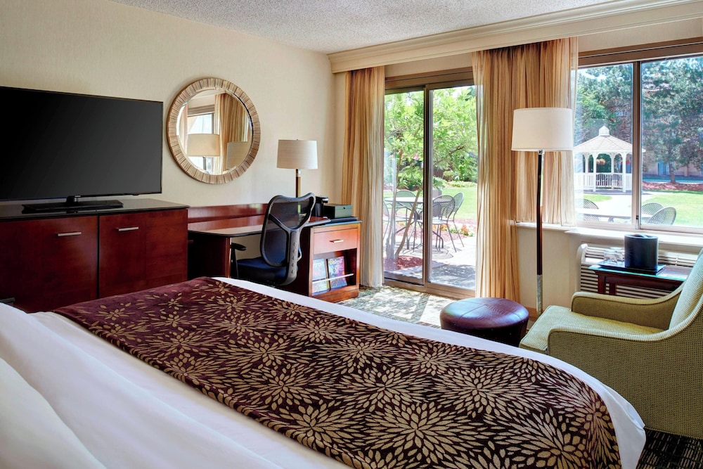 Detroit Marriott Livonia - photo 15