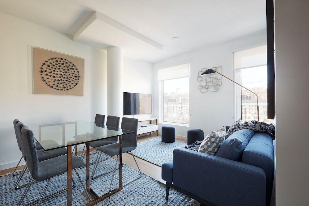 Modern 3 Br Loft Shared Deck Gym Mins To Nyc 17656272 — Hoboken