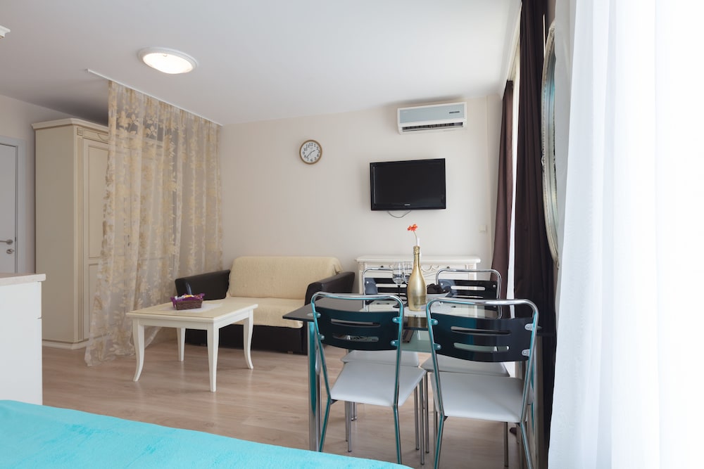 Cozy Studio in Aphrodite Palace Complex — Nesebar — photo 2