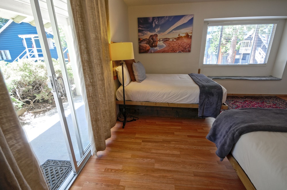 Tahoe Vistana Inn - photo 11