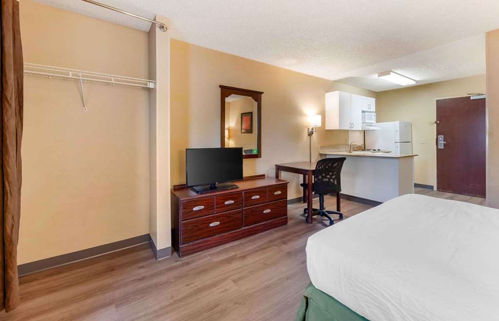 Extended Stay America Los Angeles Ontario Airport - photo 12