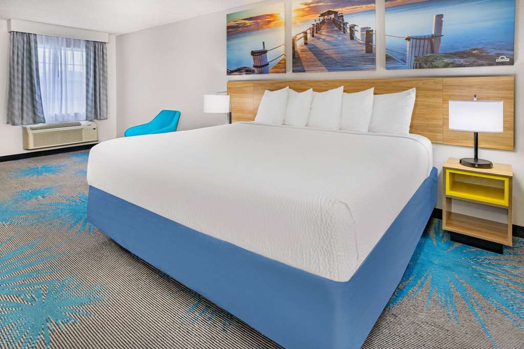 Days Inn by Wyndham Barnwell - photo 22