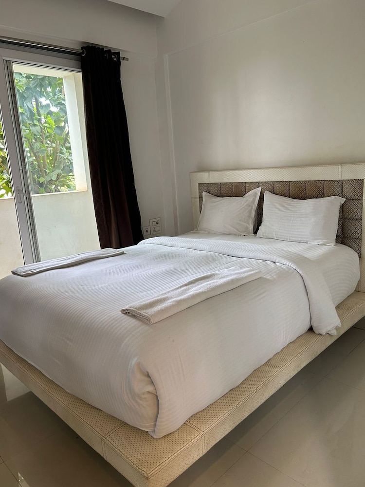 Vista Vagator Junction Dia Hotels in Vagator, India