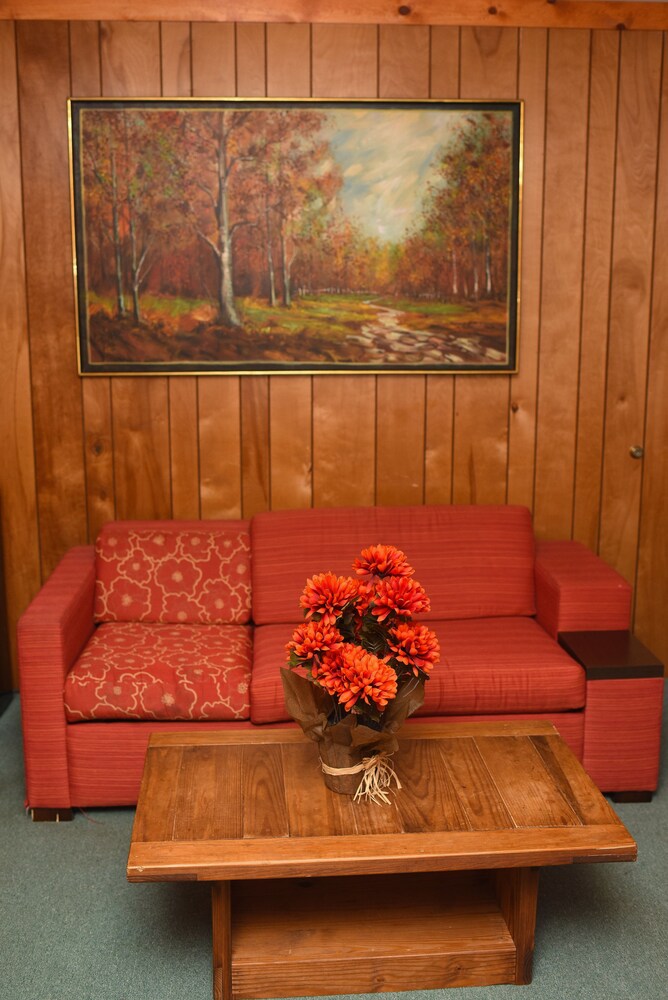 Chestnut Grove Resort - photo 35