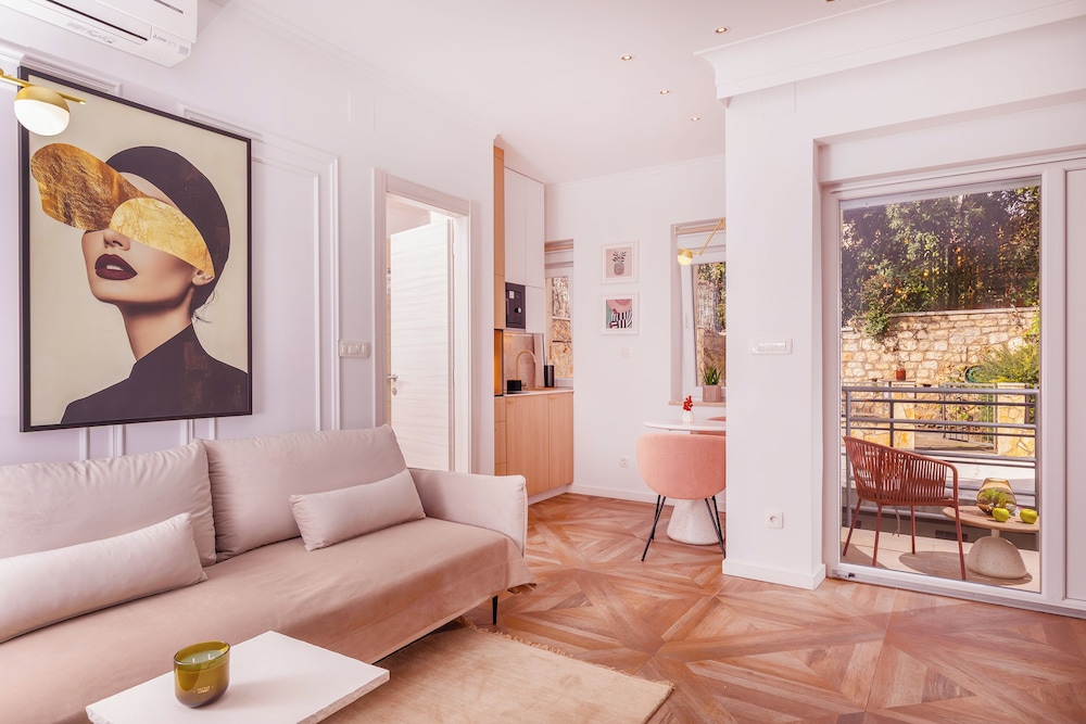 Ragusina Luxury Apartment — 4-Star Luxury Hotel in Dubrovnik, Croatia