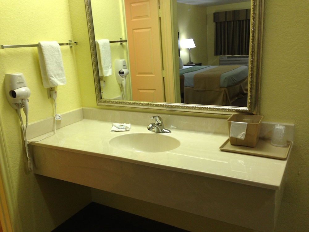 Scottish Inns Fort Worth - photo 27