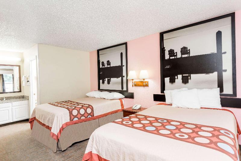 Super 8 by Wyndham Statesboro - photo 17