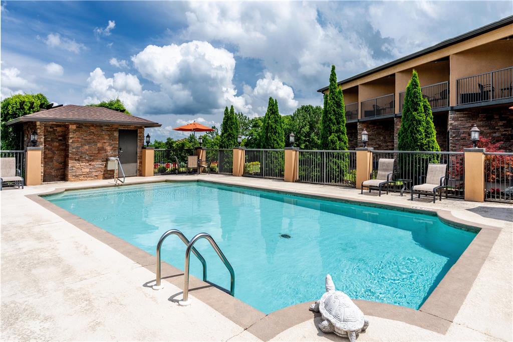 Aiden by Best Western Warm Springs Hotel and Event Center - photo 16