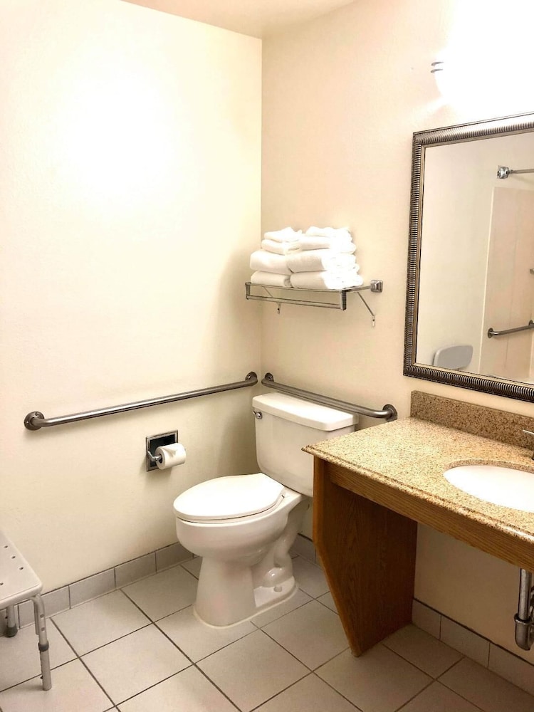 Quality Inn Cheyenne I 25 South - photo 31