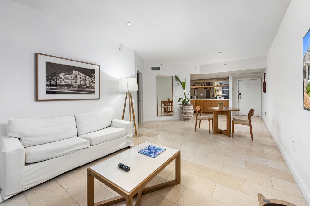 Bentley Hotel South Beach - photo 19
