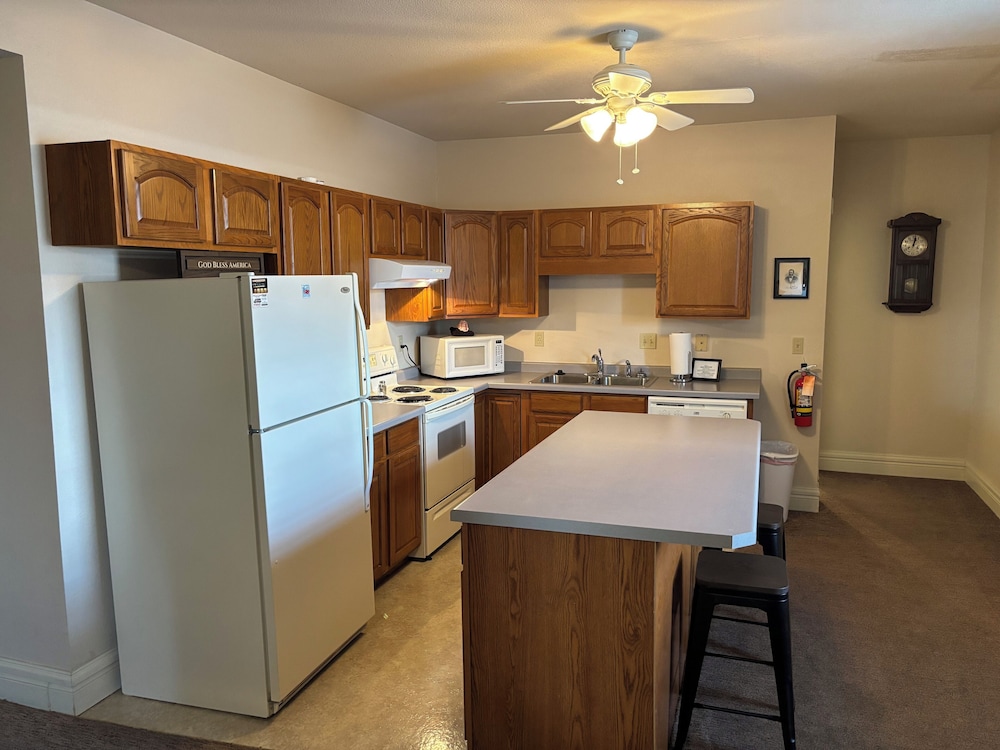 Hermann Crown Suites - photo 126