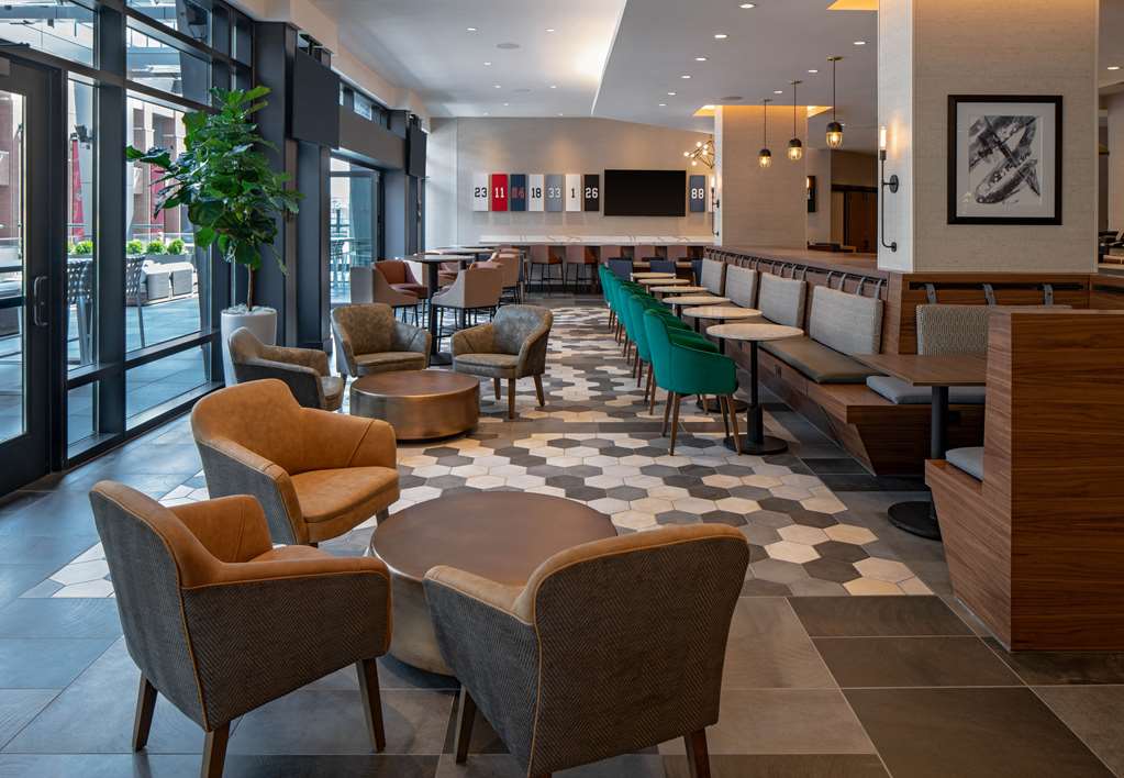 Hyatt Place Indianapolis Downtown - photo 9