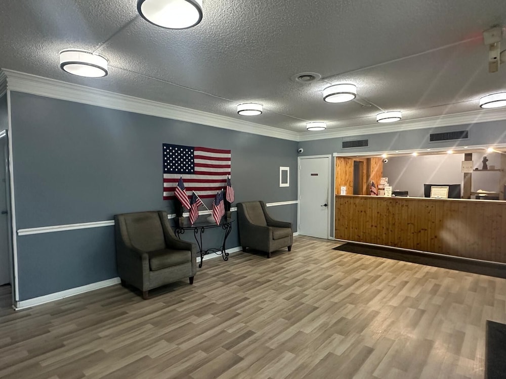 Americas Best Value Inn Rockford - photo 27