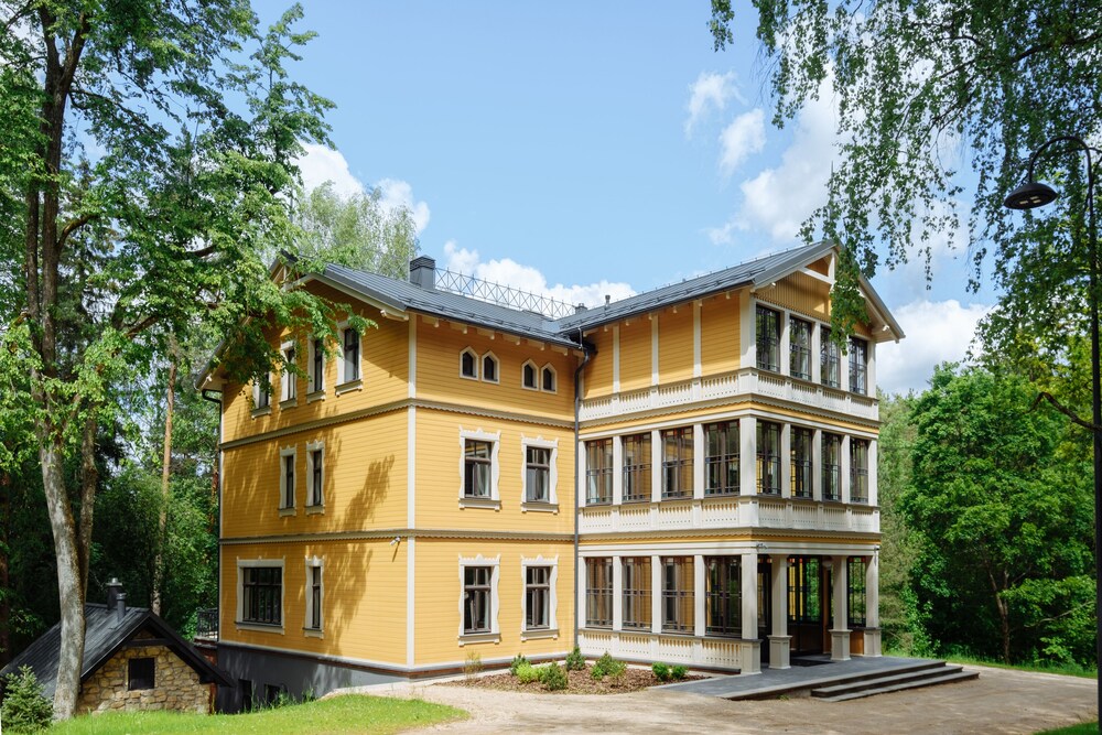 Villa Santa Hotel — 4-Star Luxury Hotel in Cesis, Latvia