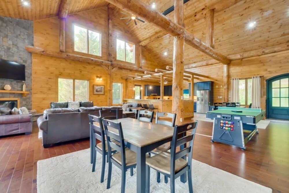 Sensational Views 4 Bedroom Cabin by Heavenly Views Resort - photo 14