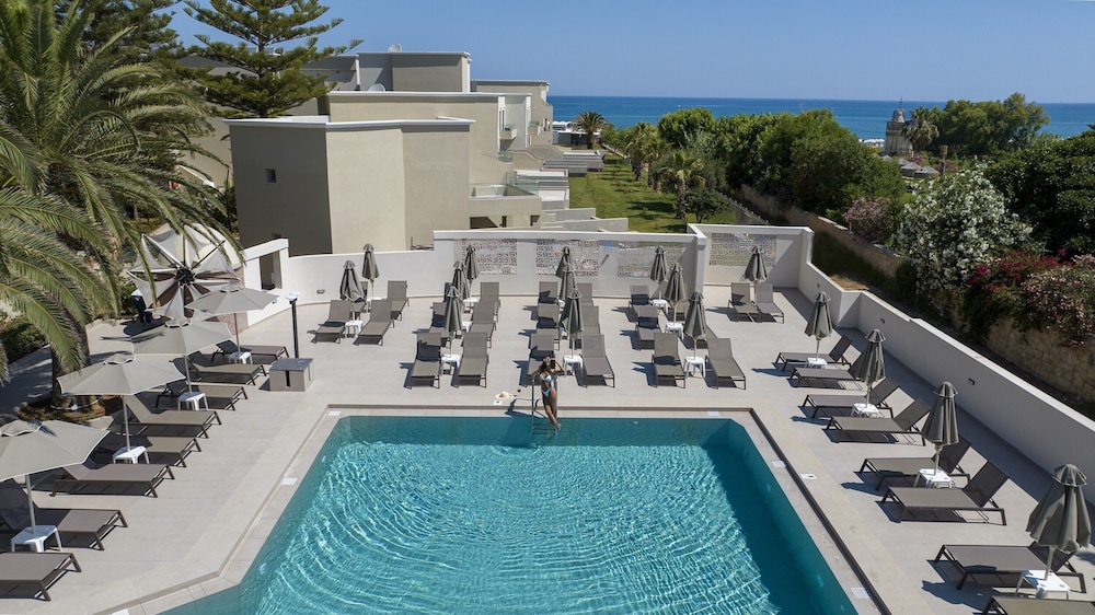 Vantaris Luxury Beach Resort in Georgioupolis, Greece