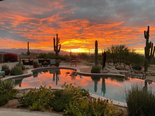 Rio Rancho Verde Two Bedroom Suite — 4-Star Luxury Hotel in Scottsdale, United States