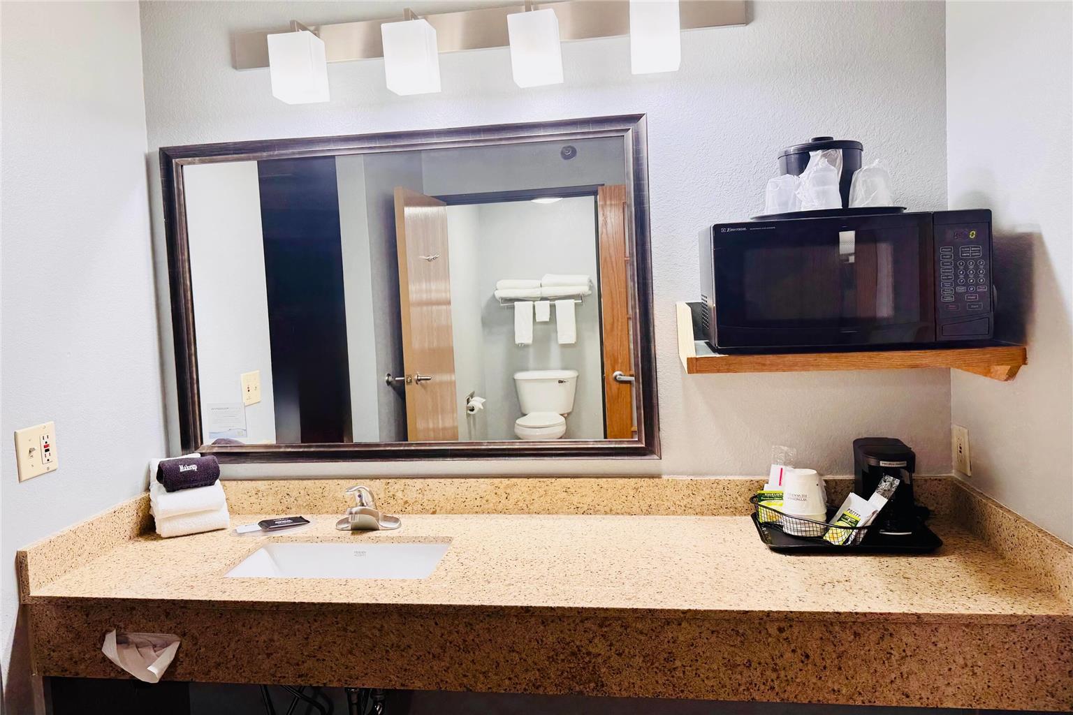 AmericInn by Wyndham Stillwater - photo 31