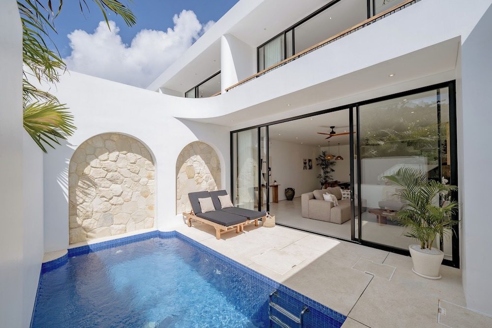 Elements A3 Villa Bingin — 4-Star Luxury Hotel in Pecatu, Indonesia