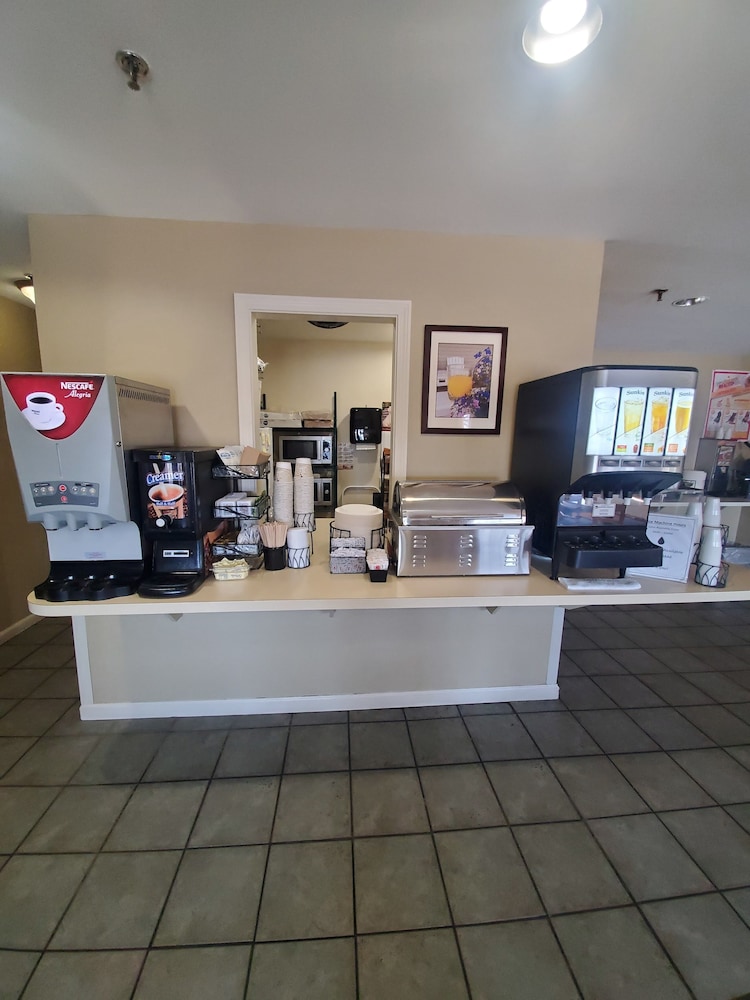 Country Inn at The Mall - photo 37
