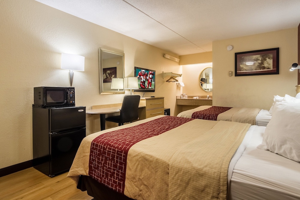 Red Roof Inn Detroit Metro Airport West - photo 15