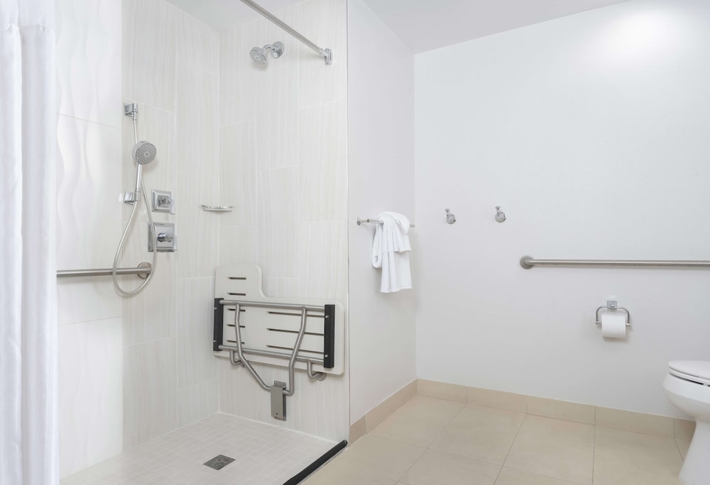 Hilton Grand Vacations Club Las Palmeras Orlando - photo 21