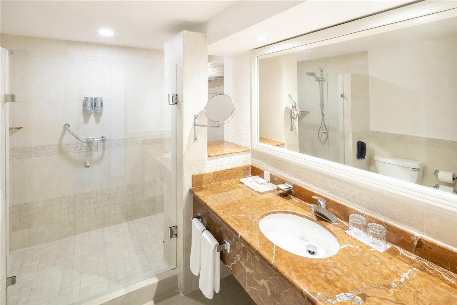 Occidental Costa Cancún All Inclusive