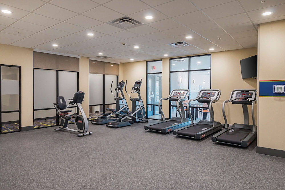Hampton Inn & Suites Colleyville DFW Airport West - photo 34