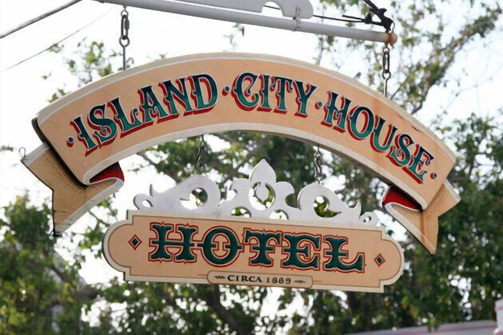 Island City House Hotel - photo 43