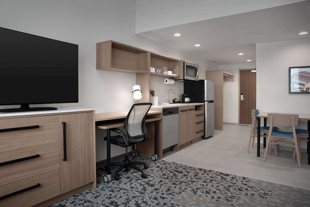 Home2 Suites by Hilton Lakeland North I 4 - photo 9