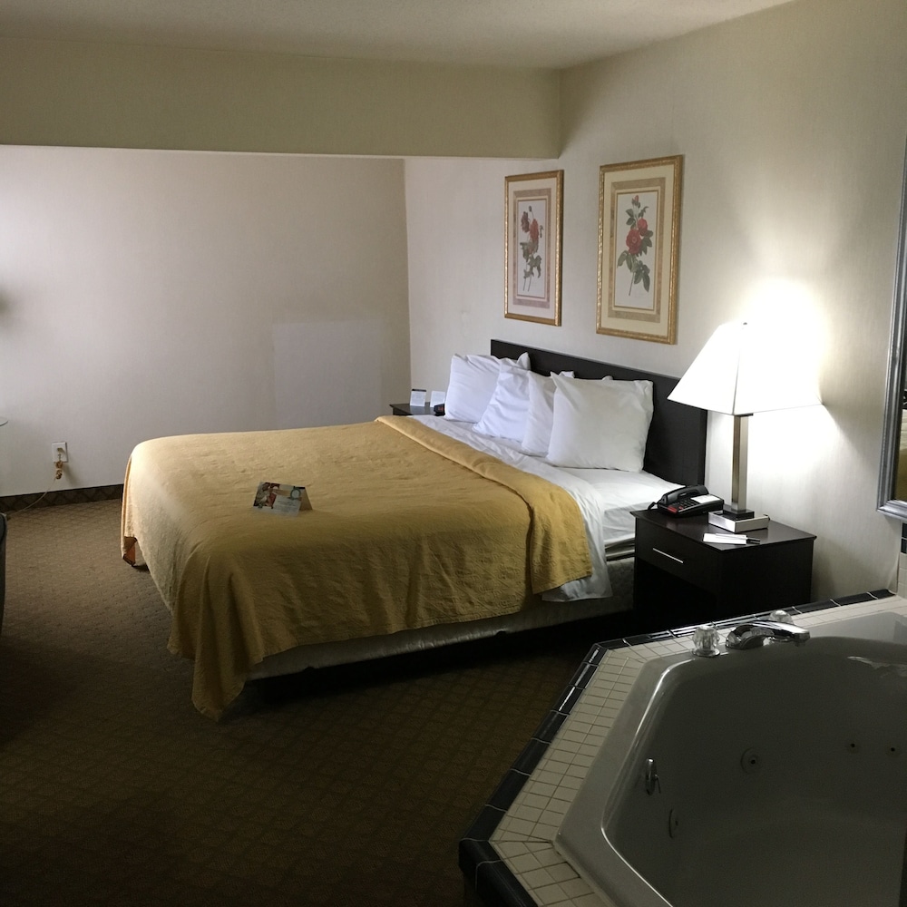 Blisspoint Inn Columbia City - photo 22