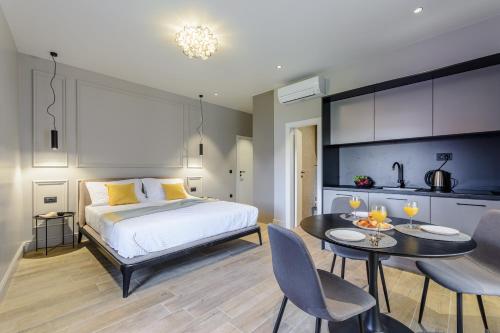 Dora rooms and studios in Sutivan, Croatia