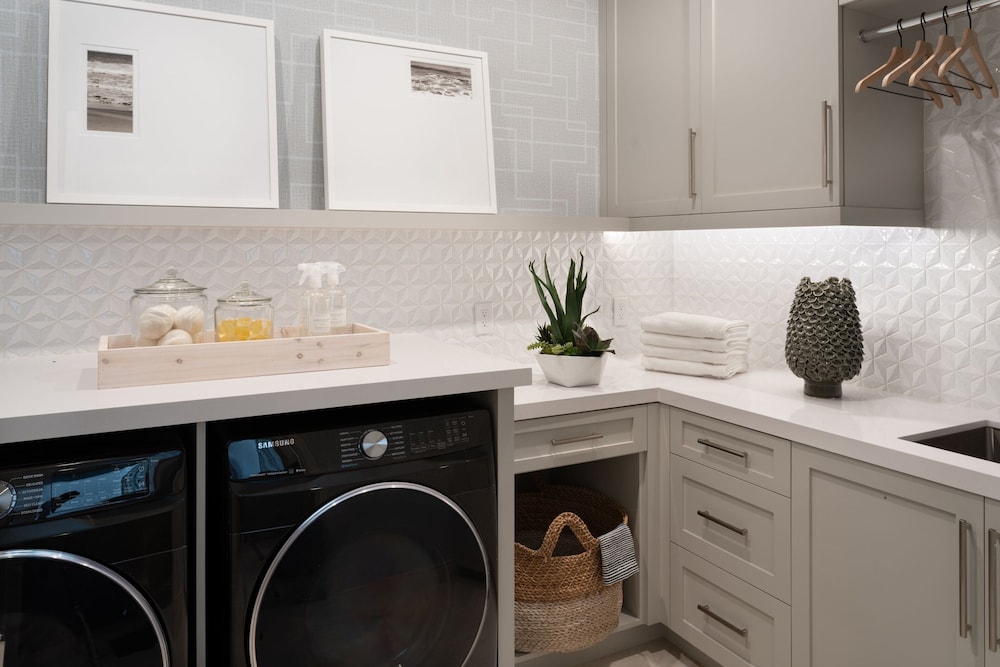 The Ritz Carlton Residences Orlando Grande Lakes - photo 4